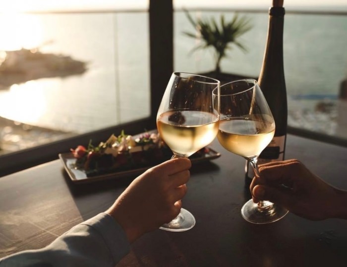 Винный ресторан «Седьмое небо» - Курортный комплекс «Аквамарин»