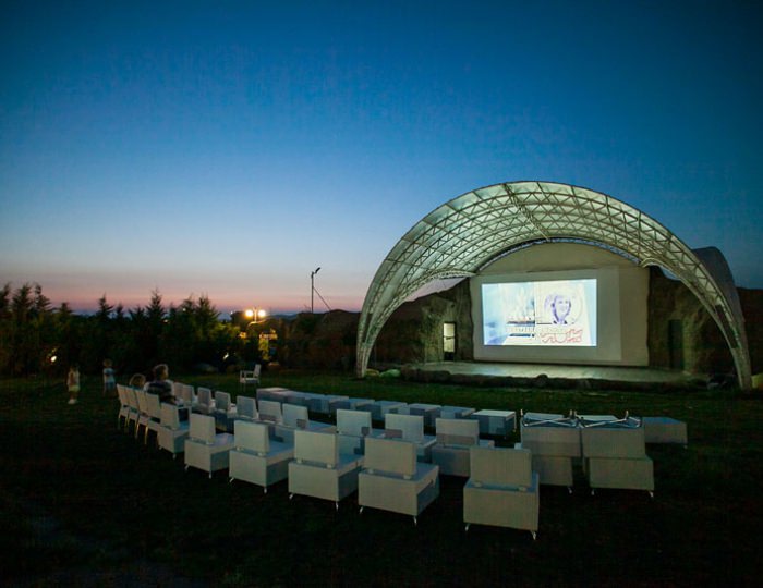 Летний кинотеатр - Курортный комплекс «Аквамарин»