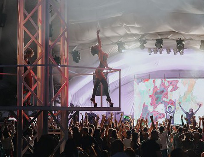 Ночной клуб «Aquadance Beach Club» - Курортный комплекс «Аквамарин»